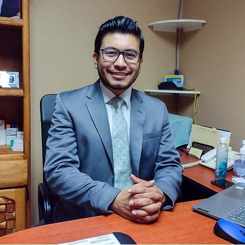 Dr. Eduardo Barrón Rojas